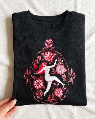 Podzimní dny s sebou přinesly chladnější počasí, a to znamená jediné – sezóna teplých mikin je tu! 🍂 Po delší době pro vás...