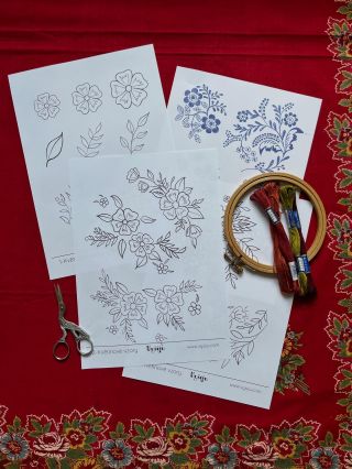 Po delší pauze mám pro vás malý dárek 🌿 Připravila jsem nové květinové vzory pro vyšívání, které si můžete zdarma stáhnout...